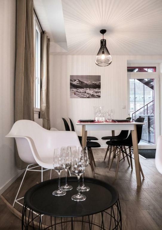 Residence Aux Deux Pics Bagnères-de-Bigorre Extérieur photo